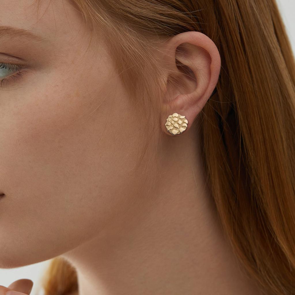 Vintage Gold Geometric Earrings Women Irregular Earrings Alloy Texture Perfect for Daily Wear and Special Occasions