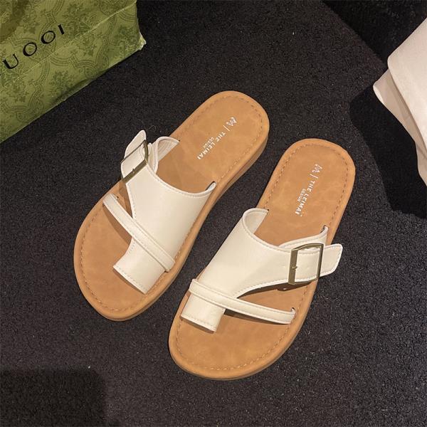 Fashion Shoes Woman 2025 Female Slippers Rubber Flip Flops New Hawaiian Beach Flat Summer Retro Scandals Slides Rubber Slippers Shoes Wo