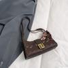 Street Style Moon Bag Pu Material With Magnetic Closure For Daily Casual Use