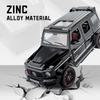 1:24 Mercedes Benz BRABUS G800 Hochsimulations-Diecast-Metalllegierungs-Modellauto Aufzieh-Sammlung Kinder Modische Ornamente