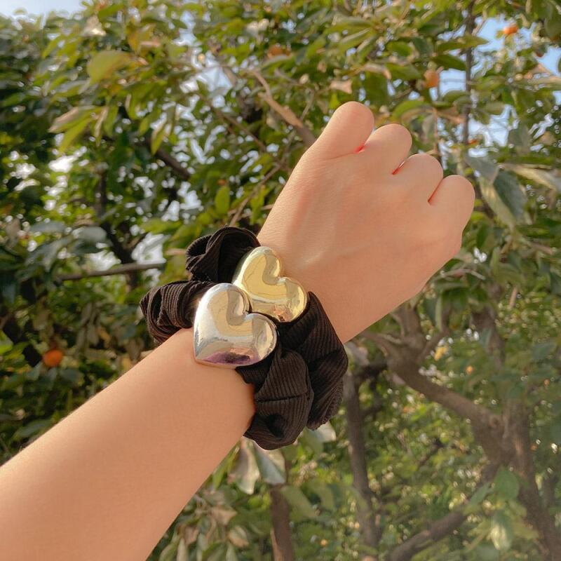 Keyda Heart Shape Detail Hairband for Women in Gold gold