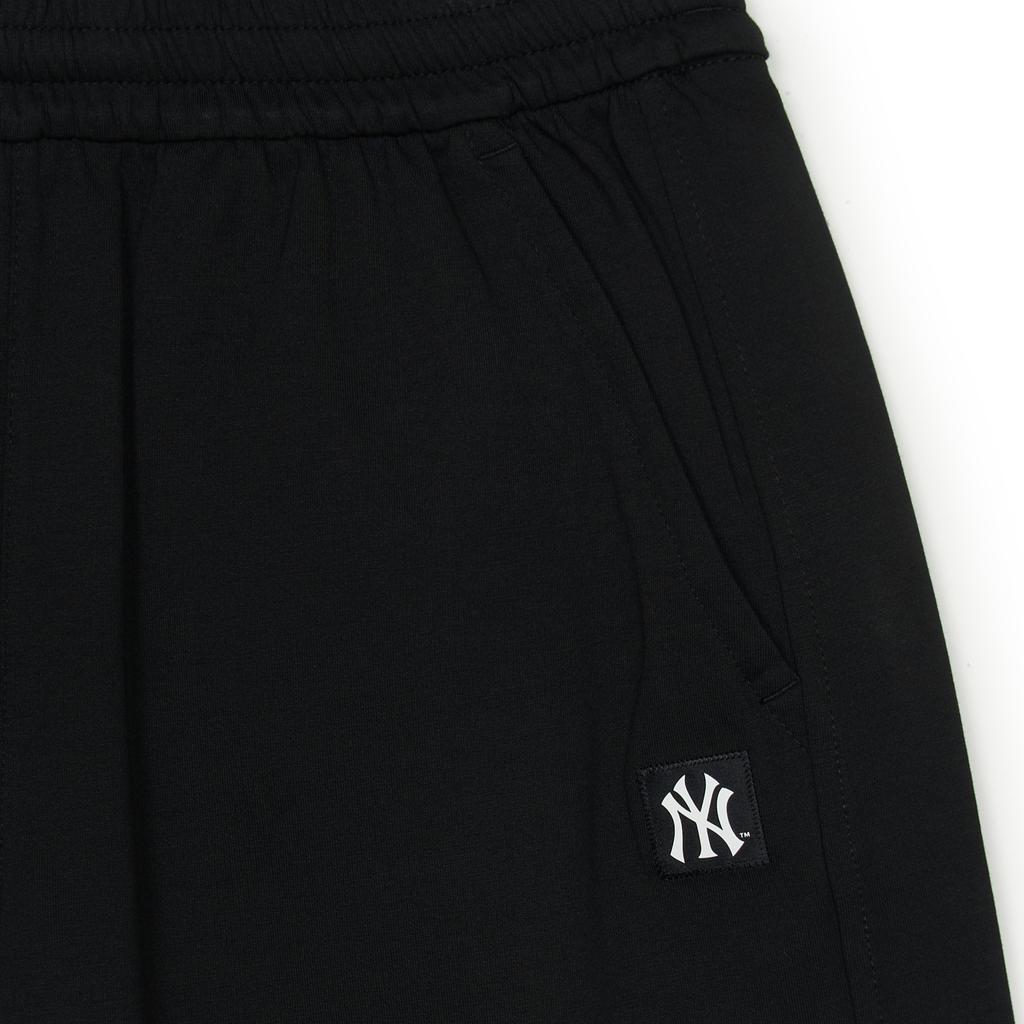 New MLB Varsity New York Yankees Casual Shorts Unisex Black 3ASPV0153-50BKS