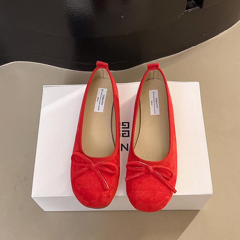 Gentle ballet ladyshoes flat shoes French candy soft sole silver new Chinese red single shoes spring small fragrant wind women's shoes