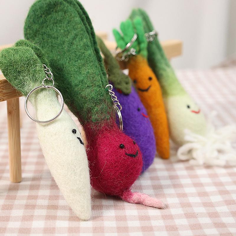 Niedlicher Cartoon Gemüse Plüsch Schlüsselanhänger Kreative Wollfilz Strick Schlüsselanhänger Stofftier Spielzeug Anhänger für Kindergeschenke