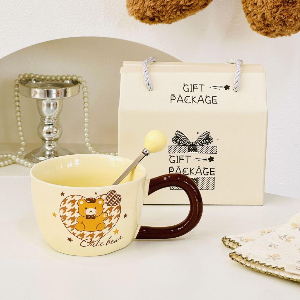 Cute Bear Cup Animal Mug with Lid Spoon Ins Style Girls Ceramic Cup Set Breakfast Cup Office