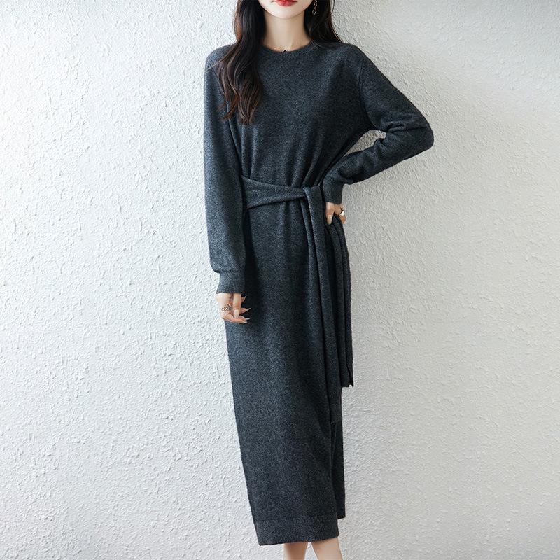 2025 Autumn/Winter Pure Wool Women's Long Knit Dress with Belt & Round Neck