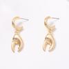 European and American niche fun ocean style metal crab claw earrings simple fashion versatile summer travel women's models