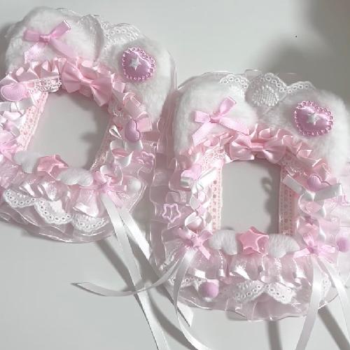 5.8cm Creative Design Kawaii Badge Pin Displaying Holder Sweet Lace Star Protector with Lanyard Fashoin Badge Clip Cover Case