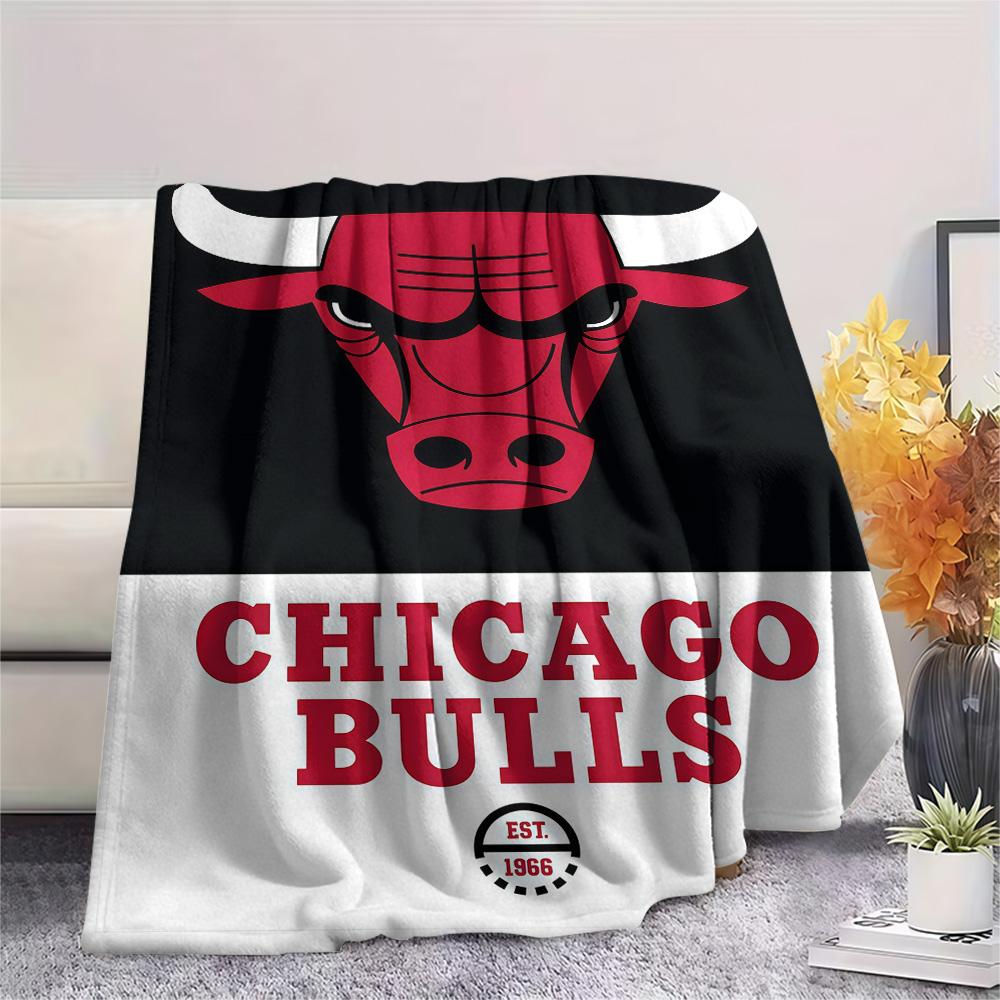 Chicago Bulls Print Flannel Blanket High Quality Warm Comfortable Cover for All Seasons Perfect for Gifts Home Decor