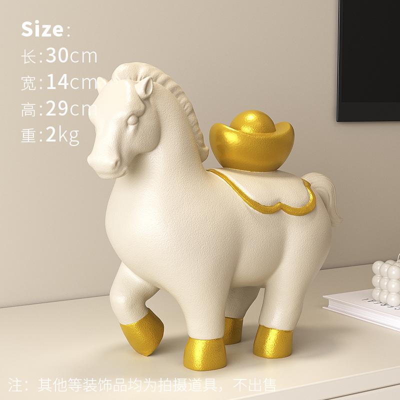 Lucky Figurines Get rich Horse sculpture Entrance Decoration Light luxury home decor Study office home decoration ornaments
