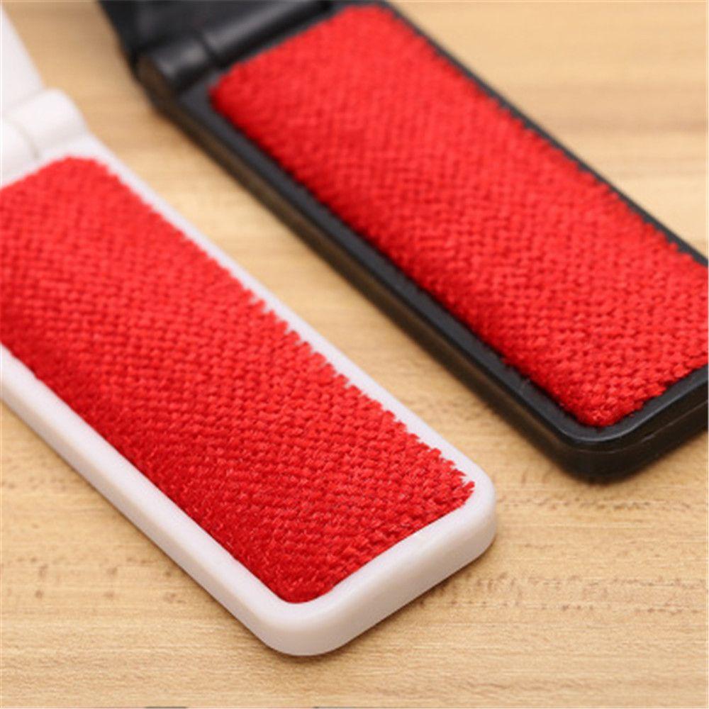 Travel Household Cleaning Brush Portable Electrostatic Lint Dust Static Remover Hair Cleaner