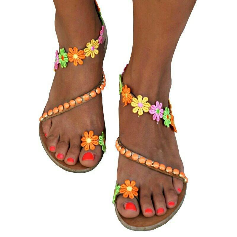 Wunsch heiße flache Sohle Blume Damen Sandalen Sommer neu große Größe Perlen Zehensteg Strandschuhe