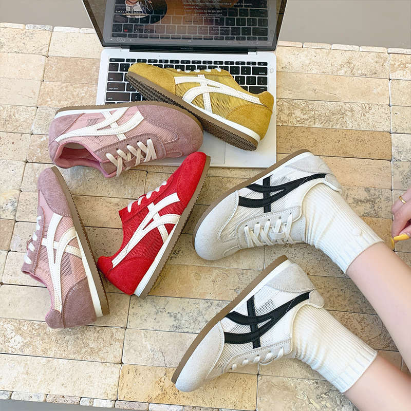 Casual Versatile Sports Shoes Retro Flat Red Board Shoes  New Spring and Summer Breathable Mesh German Training Shoes