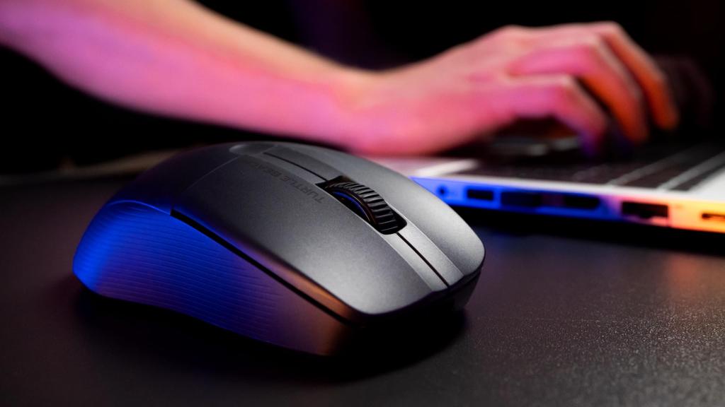 TURTLE BEACH Pure Air Schwarz Kabellose Gaming 26K Mittelhand Ergonomisches Design Garantie Maus, Ultraleicht, 54g, dpi, Asymmetrisch, FPS/Action,