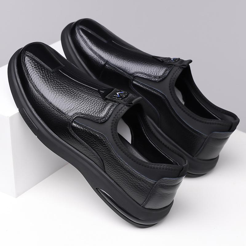 Autumn New Designer Leather Shoes for Men Antiskid Fashion Causal Black Driving Shoes Male Middle-aged Business Dad Loafers Man