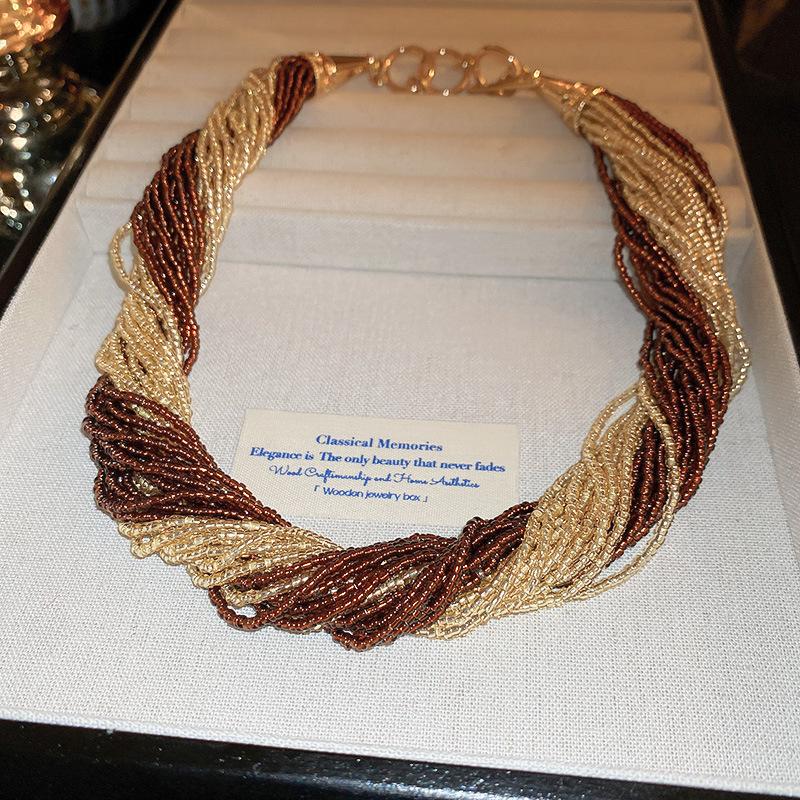 European and American color acrylic shell beaded necklace design sense collarbone chain exaggerated necklace women