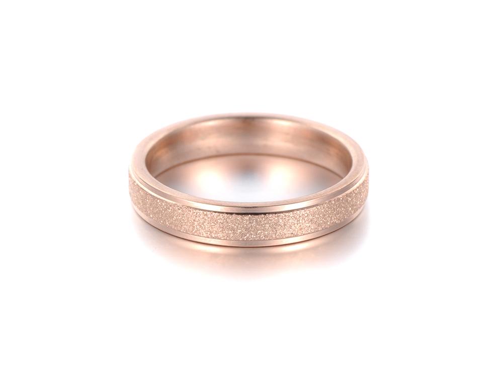 Top Quality 5mm Frosted Surface Stainless Steel Anniversary Ring Gold Color Curved Couple Wedding Rings For Women Anneau R18118