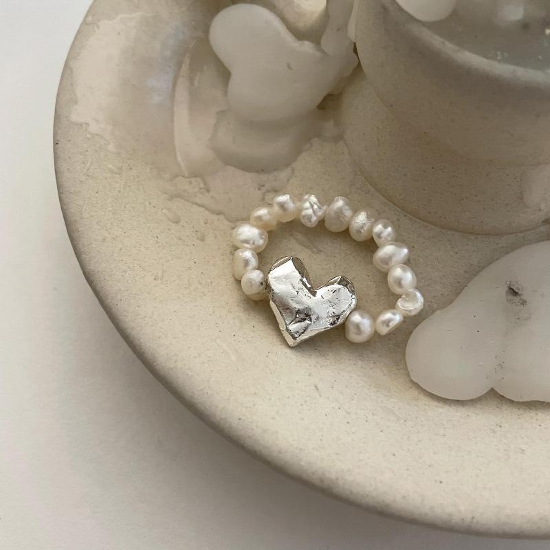 Vintage Baroque Imitation Pearl Love Heart Elastic Rope Beading Rings For Women Fashion Accessories Rings Charm Jewelry Gifts