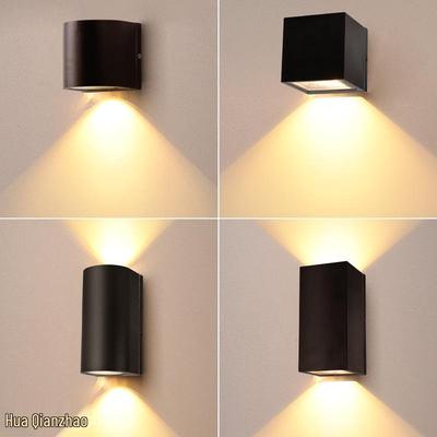 Luminária de Parede Externa à Prova d'Água com Dupla Cabeça para Varandas, Pátios, Sacadas e Escadarias