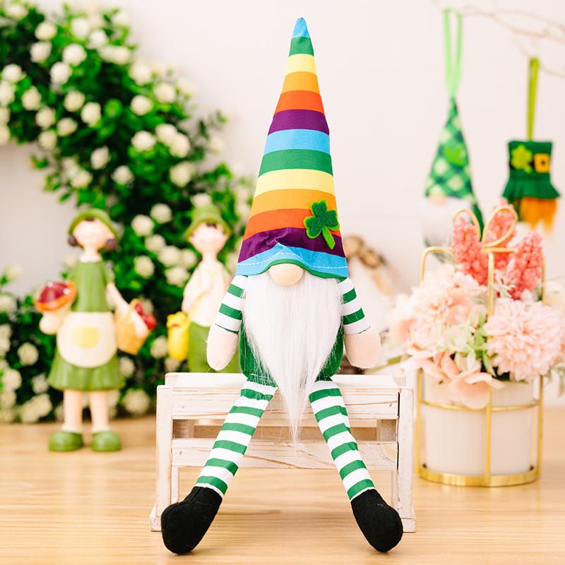 

Очаровательная фигурка ко Дню Святого Патрика с точечным узором и цветами радуги для празднования Green Dot Rainbow Female