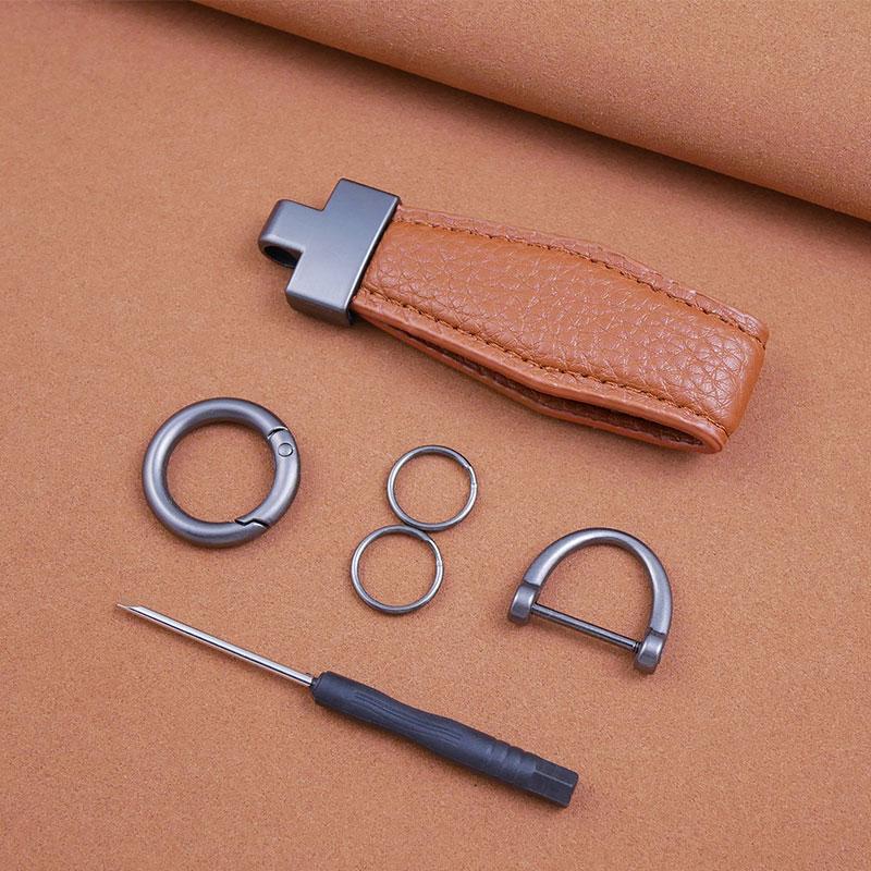 Leather metal buckle car key chain for Ssangyong Actyon Rexton Korando Rodius Kyron Tivoli Musso XLV Stavic Turismo Accessories