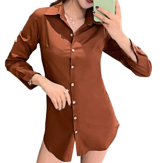 Camisa de mujer con solapa, manga larga, estilo largo medio, color liso, botones, tapeta, informal, corte regular, uso diario