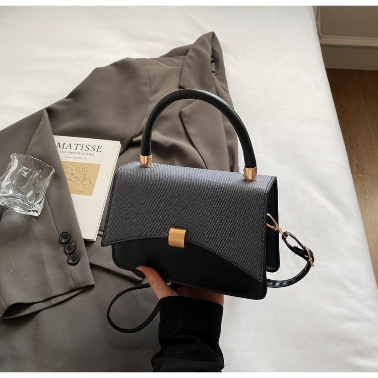 Fashion contrasting color portable underarm bag women's 2025 spring new fashion commuter bag versatile single shoulder messenger small square bag