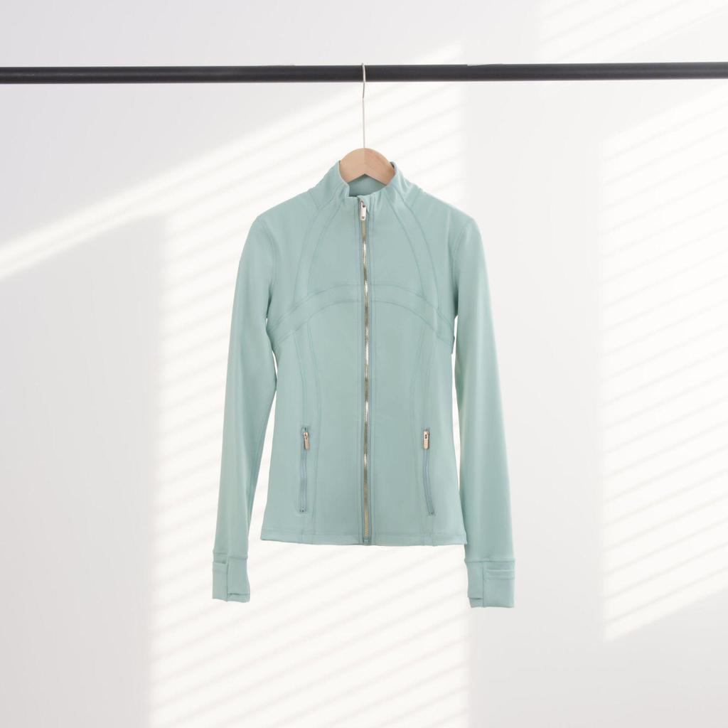 Giacca Sportiva da Donna Slim Fit con Zip Dorata - Collo Alto, Manica Lunga, Alta Elasticità, Abbigliamento Fitness Yoga