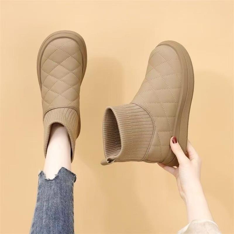 Snow boots women's new fashionable thick-soled autumn and winter piled and thickened outer wear non-slip and warm