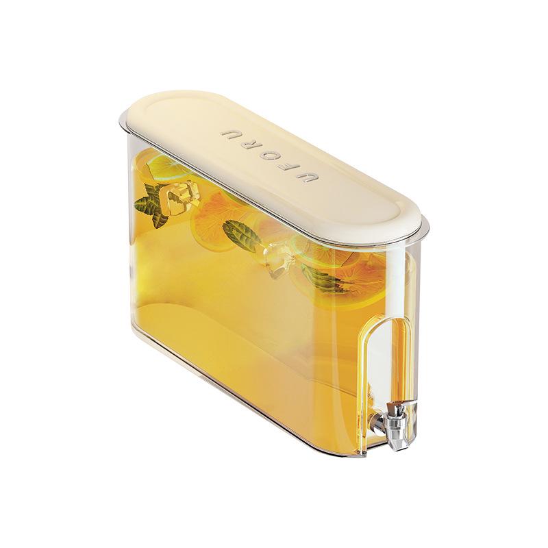 Large Capacity Food-Grade Plastic Pitcher with Spout, Sealed Crevice, for Cold Water and Juice