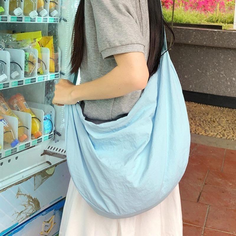 Lazy Wind Large-capacity Cloth Bag Nylon Commuter Bag Women's New Simple and Versatile Tote Bag