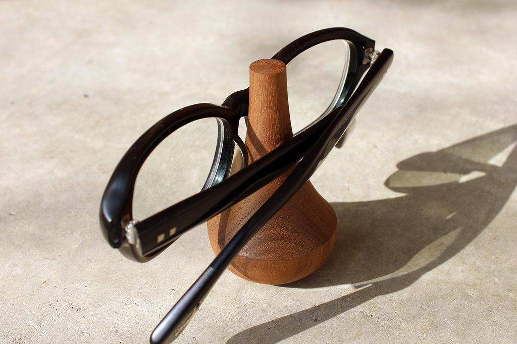 Hacoa Wooden Eyeglass Stand Transform Your Precious Glasses Into Stylish Interior Decor (Cherry) -