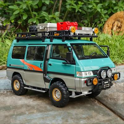 1:24 Mitsubishi Delica MPV Legierungsauto Modell Diecasts Metall Spielzeug Nutzfahrzeuge Automodell Simulation Ton und Licht Kindergeschenk