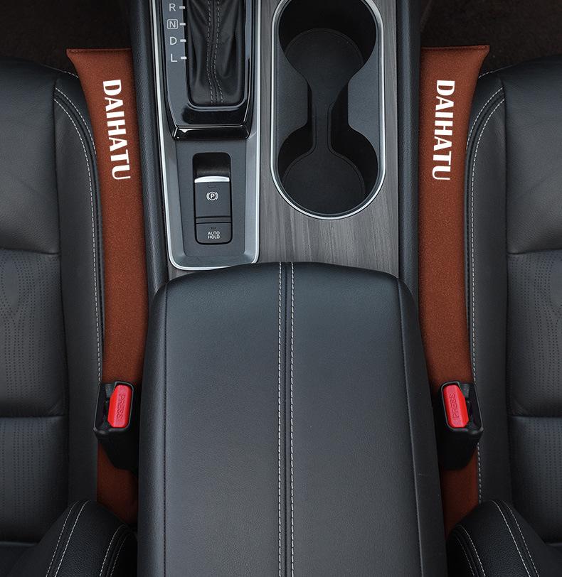 Toyota Daihatsu Front Seat Gap Filler: Anti-Leak Decorative Strip