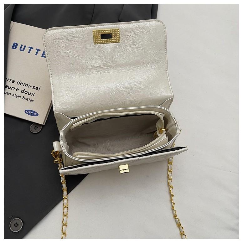 IELGY Ladies Messenger Small Square Bag Diamond Chain Retro High-End Sense One Shoulder