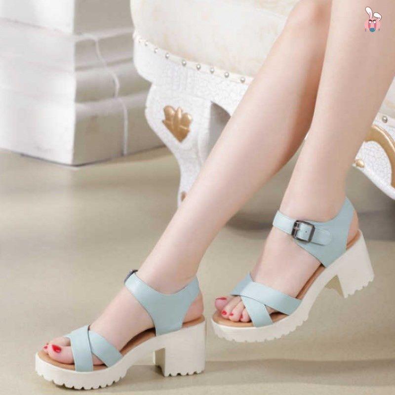 Sandalias de tacón grueso con hebilla de una palabra, talla pequeña 33 34, talla grande, zapatos de boca de pez grandes para mujer