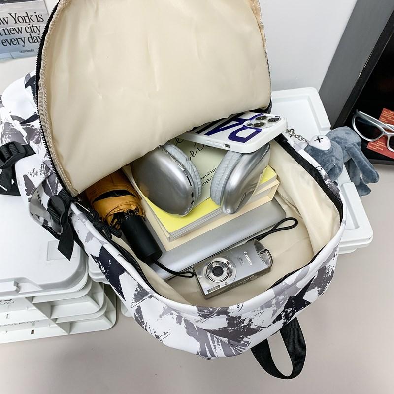 Star Graffiti Print Student Schoolbag Unisex Backpack