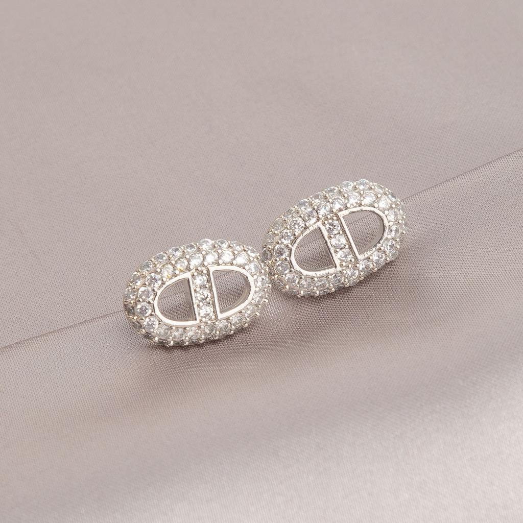 Full Rhinestone Pig Nose Stud Earrings For Women Elegant Versatile Fashion Jewelry