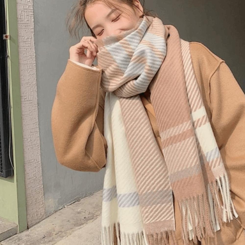 Korean Style Checkered Scarf Elegant Winter Neck Warmer Fashion Women's Cashmere Scarf  Daily