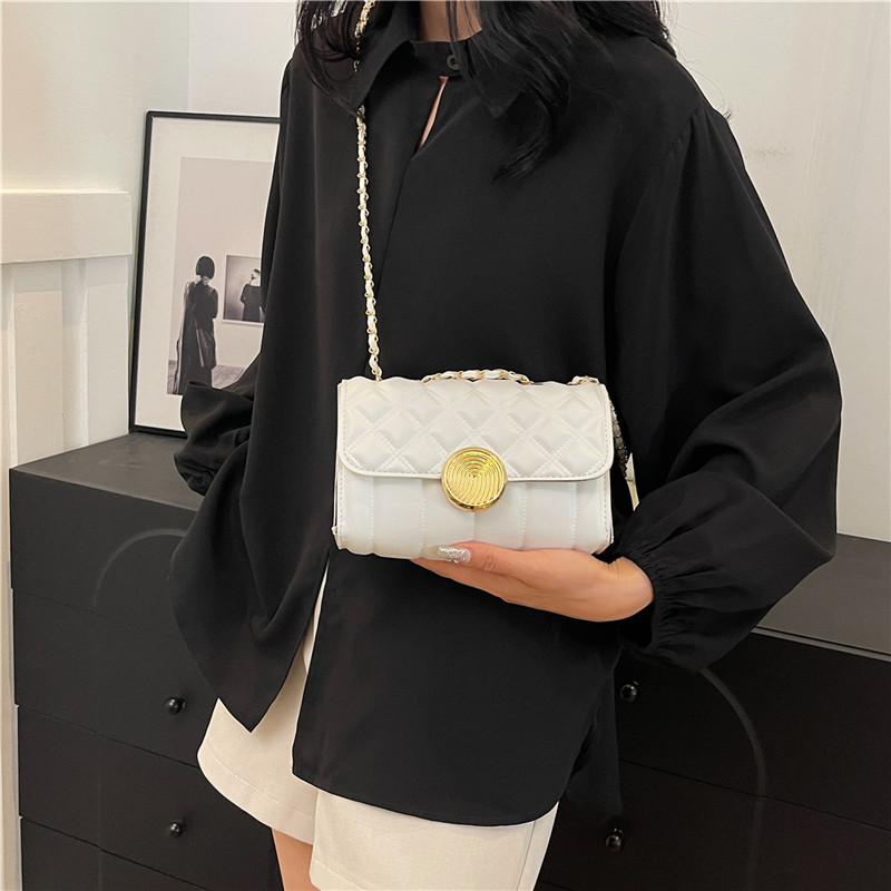 This Year's Popular Small Bag Women's 2025 Four Seasons New Fashion Casual Shoulder Messenger Bag Casual Chain Shoulder Bag