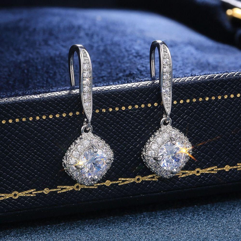 

Alloy Inlaid Ear Studs Hypoallergenic Crystal Earrings Charm Rhinestone Ear Clips Woman