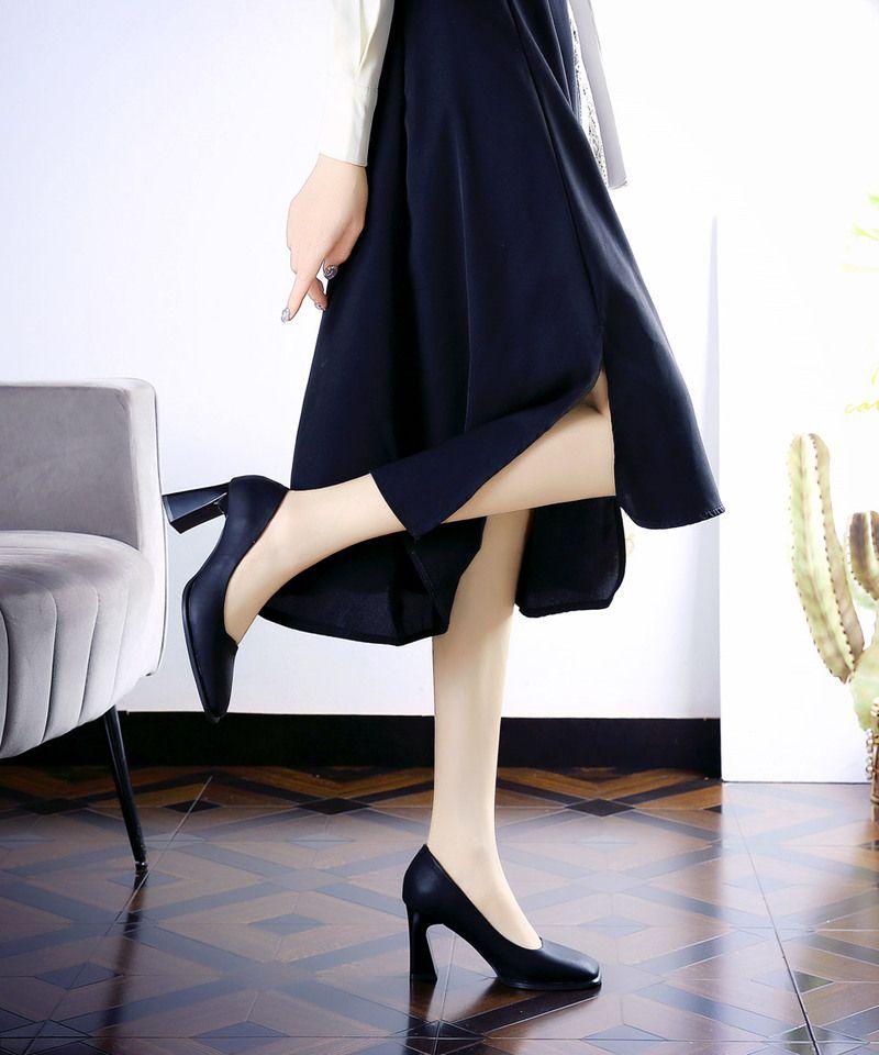 Square head black high heels 2025 autumn new temperament absolute child women's middle heel work shoes thick heel single shoes