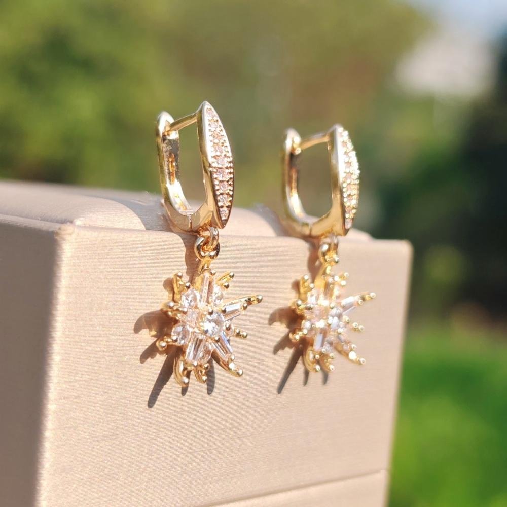 1 Pair Stylish Zircon Snowflake Dangle Earrings for Women Daily Jewelry Christmas Party Accessories