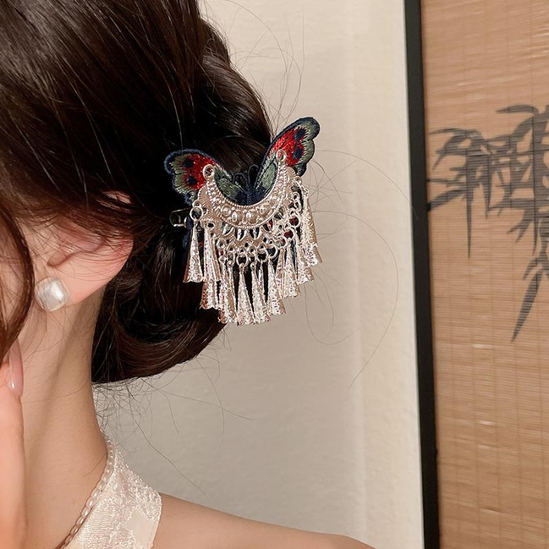 Chinese Style Kniting Butterfly Hair Claws Women'S Purple Long Flower Tassel Shark Grab Clips Vintage Hanfu Headpiece W