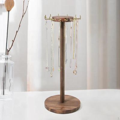 Schmuckherstellung – Verpackung & Präsentation von Schmuck