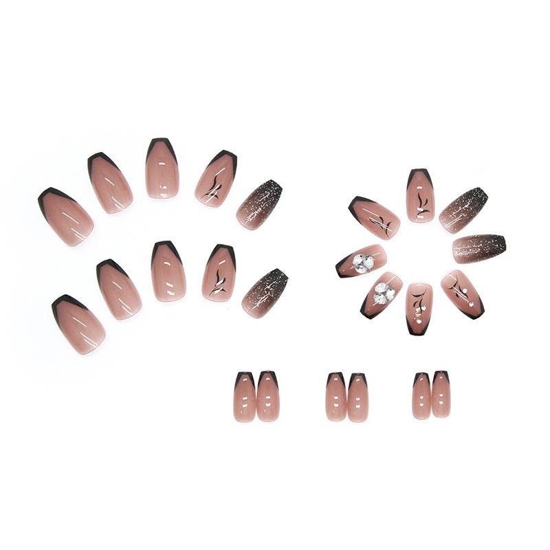 Artificial Nails Black Series Sweet Temperament White Short Ballet Wear Nails Giant Flash Diamond Nail Art Hot Girl False Nails