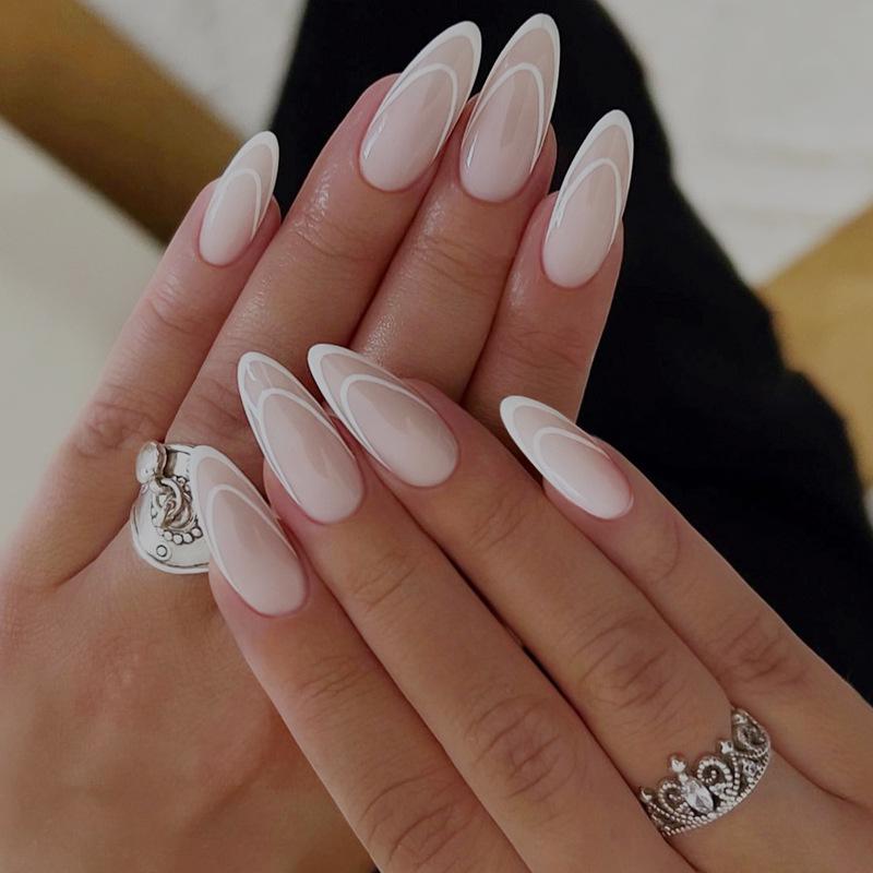 

Removable Wearable White French Stripe Nail Tips & Stickers