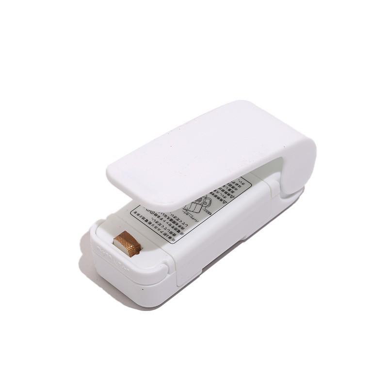 Portable Mini Snack Vacuum Sealer: Compact Plastic Bag Fresh-Keeping Machine