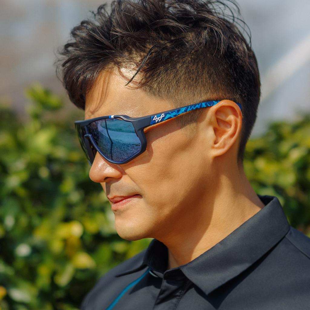 Sodamon Rt3301 Polarized Photochromic Sports Sunglasses (Unisex)