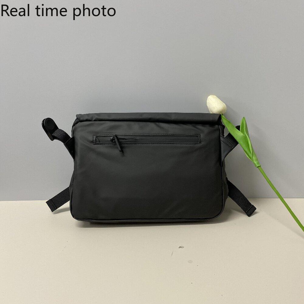 Enkel väska för män Fashionabel en axelväska för män Stor kapacitet Anti-stänk Postman Bag Business Portfölj